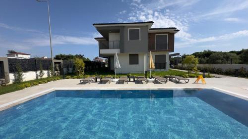Nest Park Side