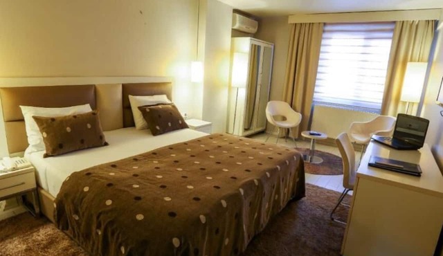 NEVV HOTEL
