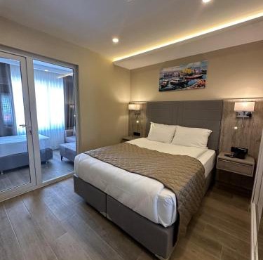 Parla Park Otel