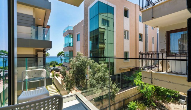 Premium 1+1 apartment in the heart of Lara, Antalya!