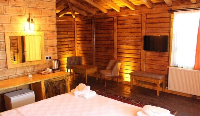 RED RIVER LUXURY SUITES