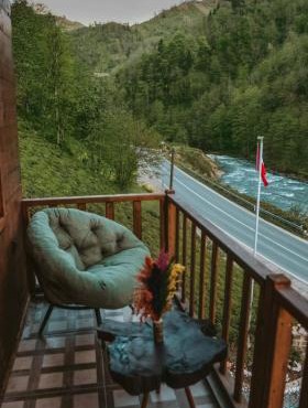 River Deluxe Botıque