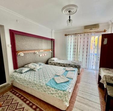 Rose Hotel B&B