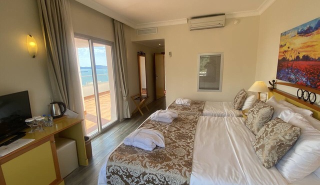 Roseira Beach Resort