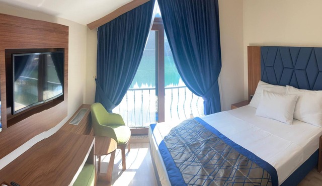 Savsat Karagol Hotel