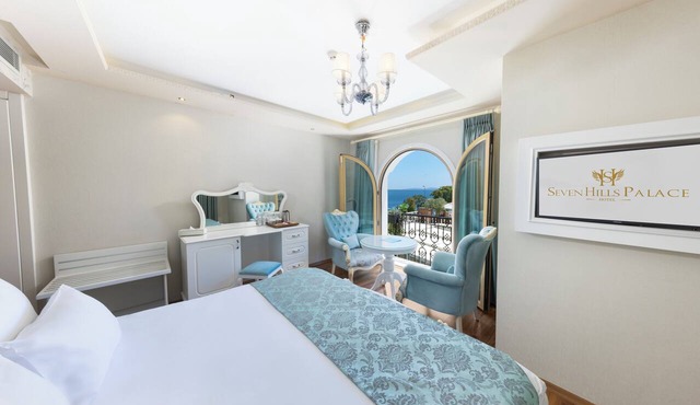 Seven Hills Palace & Spa