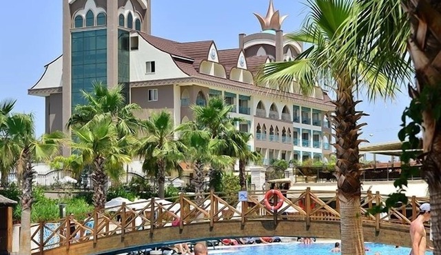 Side Crown Palace Ultra All Inclusive