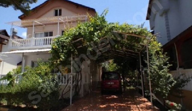 Spacious Family Villa in Lale Sitesi in Arsuz