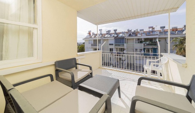 Spacious Flat Near Lara Beach in Antalya Muratpasa in Antalya