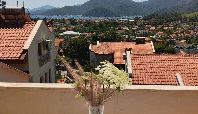 Stunning Private Panorama Suite within a 350m² Luxury Villa – Full Bay View"