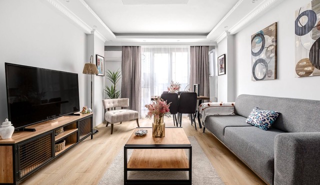 Stylish New Apartment with Fast WiFi