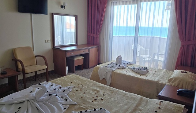 Sunshine Hotel