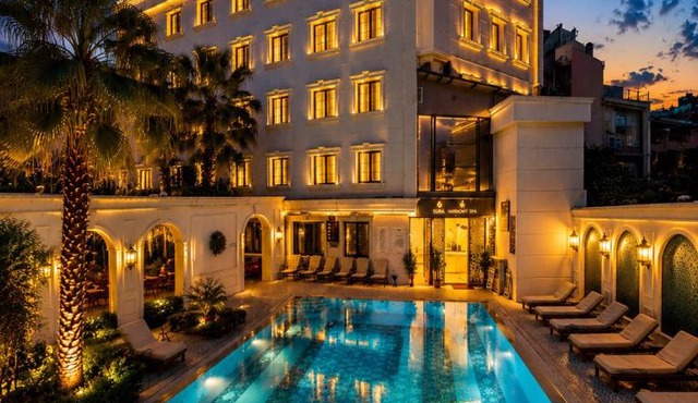 Sura Hagia Sophia Hotel