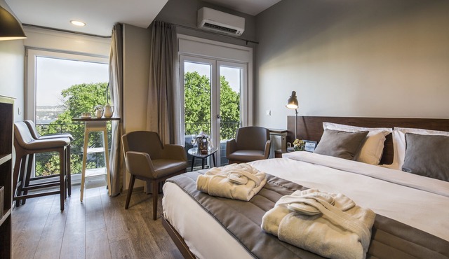 Taxim Suites Residences Istanbul in Istanbul