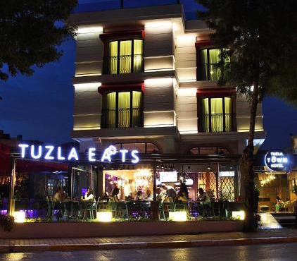 Tuzla Town Hotel