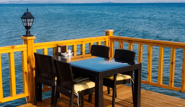 Verde Blu Bungalow
