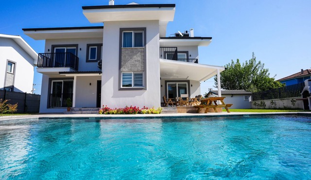 Villa Orkide 4 bedrooms all ensuite in Ortaca