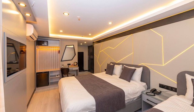 White Corner Hotel