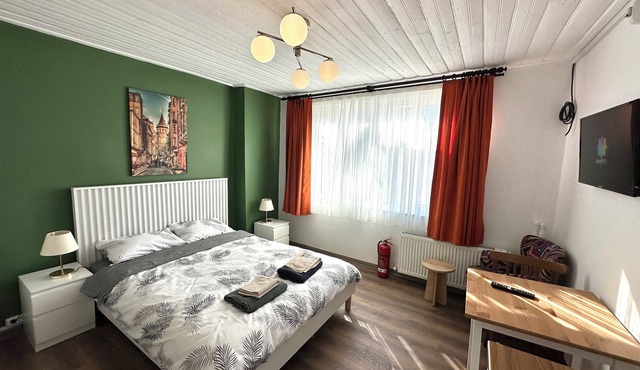 Yellowhouse Room 5