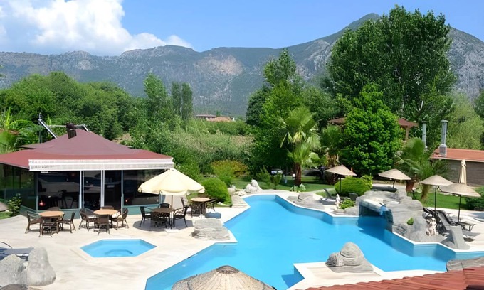 Dalyan Cabin | 150 m² Lodge ∙ 4 bedrooms ∙ 9 guests