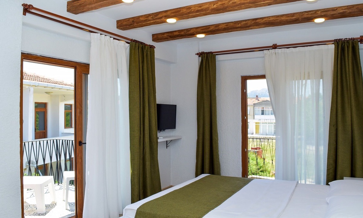 Gokceada Bed & Breakfast | Gökçeada Deep Breath