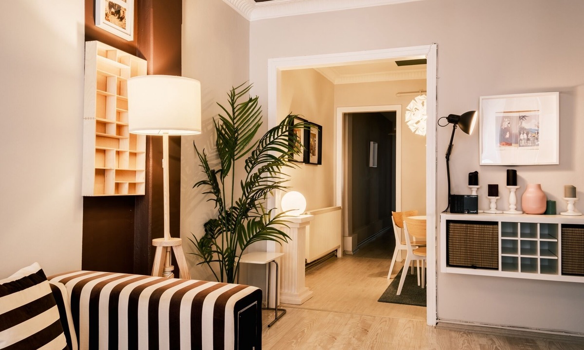 Harbiye Apartment | Vibrant Flat with Balcony 6 min to City Nisantasi