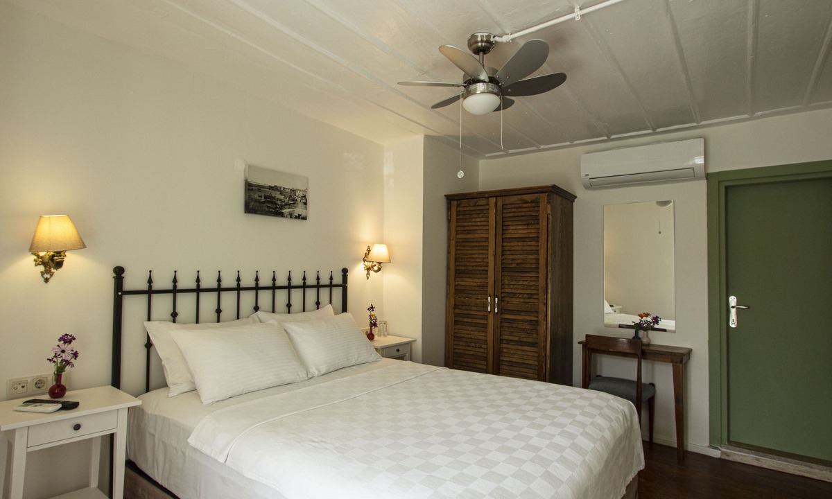 Ayvalik City Center Hotel | OPUS 1910 OTEL