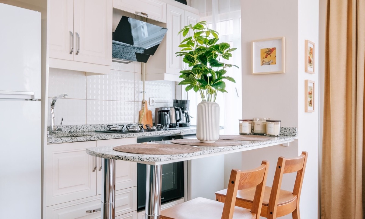 Rasimpasa Apartment | Charming Oasis w Balcony 5 min to Bull Statue