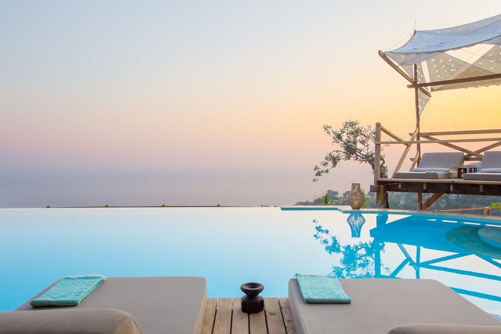 Faralya Hotel | Kabak Dome Suites