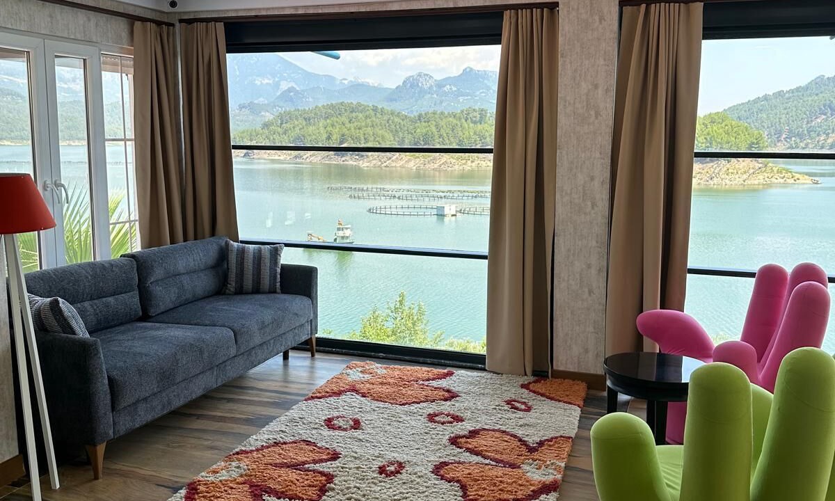 Karacaoren Hotel | Dolphin Boutique Hotel & Restaurant