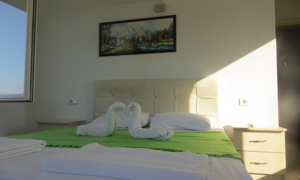 Dalyan City Center Villa | Villasevval-sleeps8-pool-bbq-ac-neartown