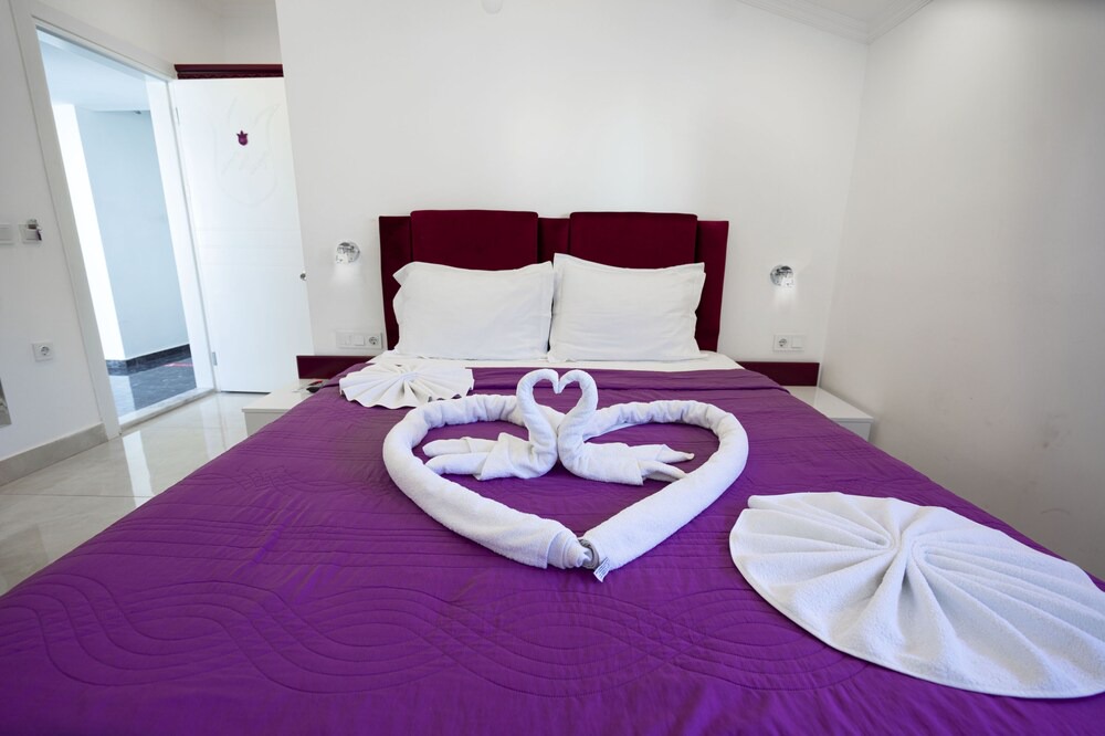 Akyaka City Center Hotel | Ala Hotel