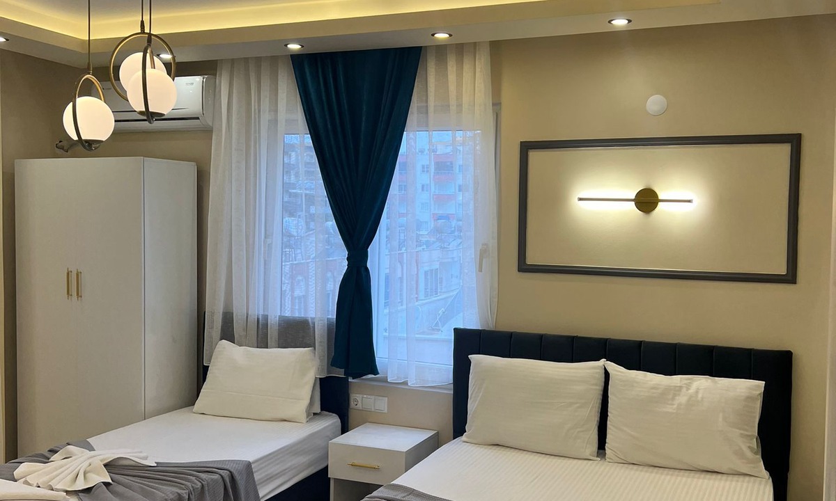 Artikli Hotel | Almir Hotel