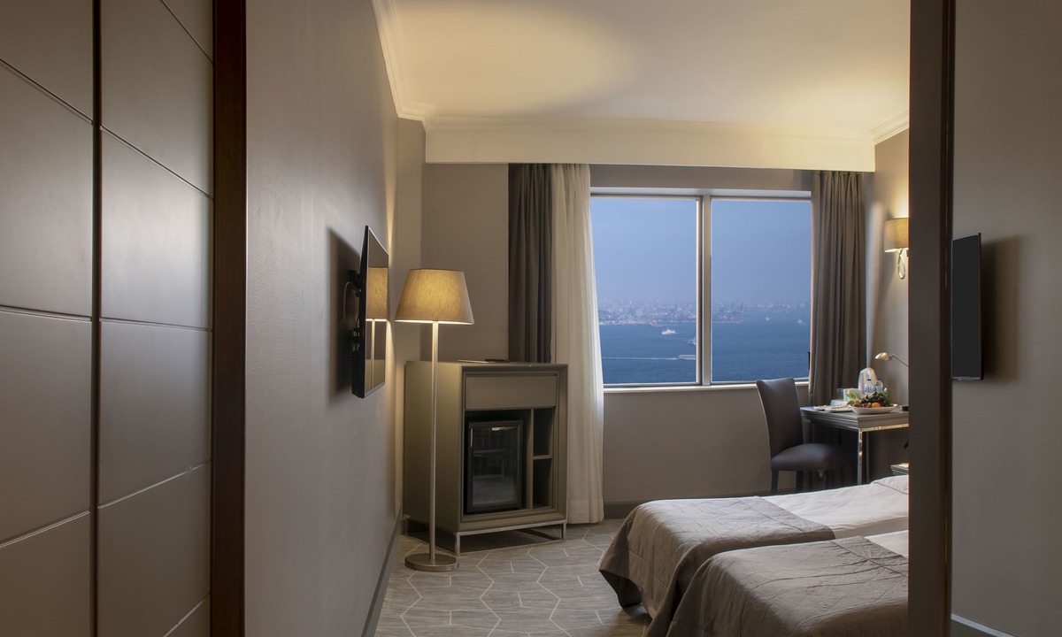 Gumussuyu Mahallesi Hotel | Taksim Square Hotel