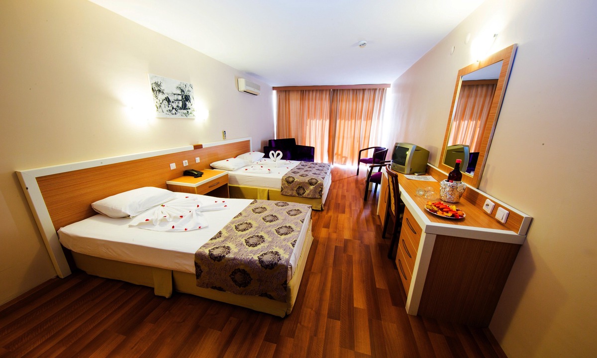 Altinkum Hotel | Tuntas Beach Hotel Altinkum