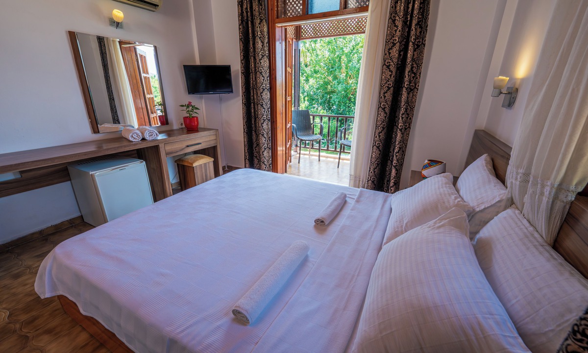 Camyuva House | Palma Rosa Hotel