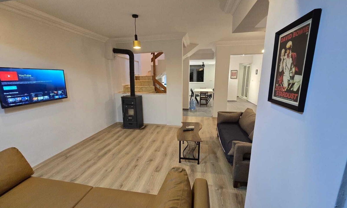 Bogazkent Villa | VILLA OLINDA 4 BED with huge garden