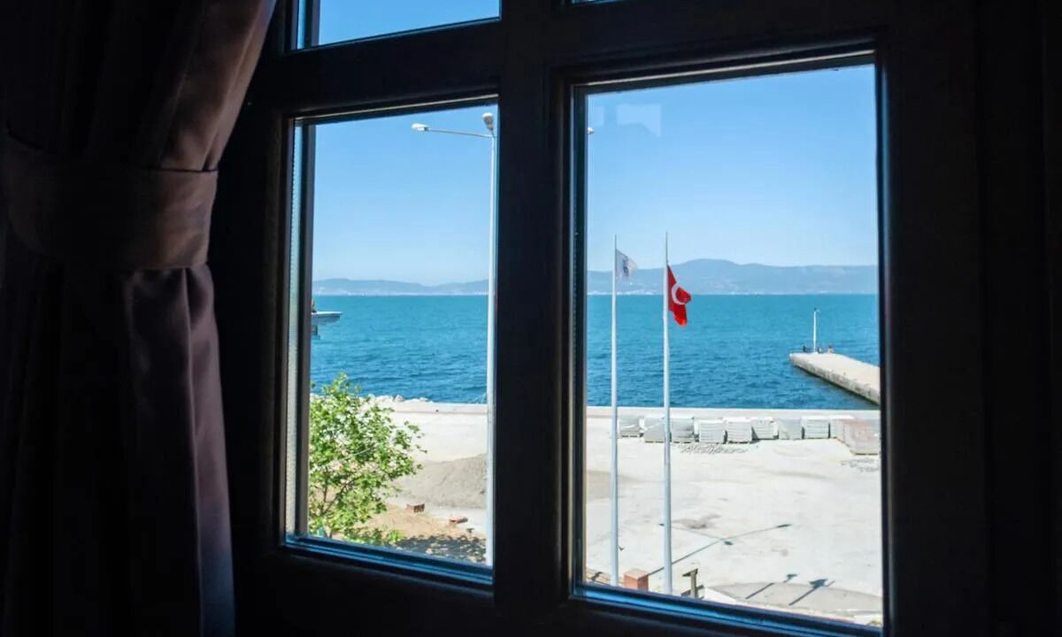 Zeytinbagi Hostel | Tirilye Balık Otel
