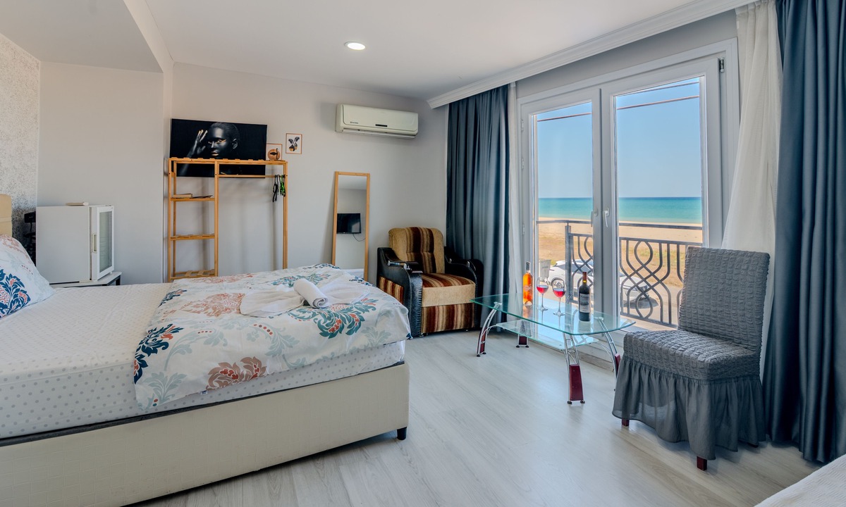 Arnavutkoy Hotel | Airport Black Sea Hotel & Restaurant