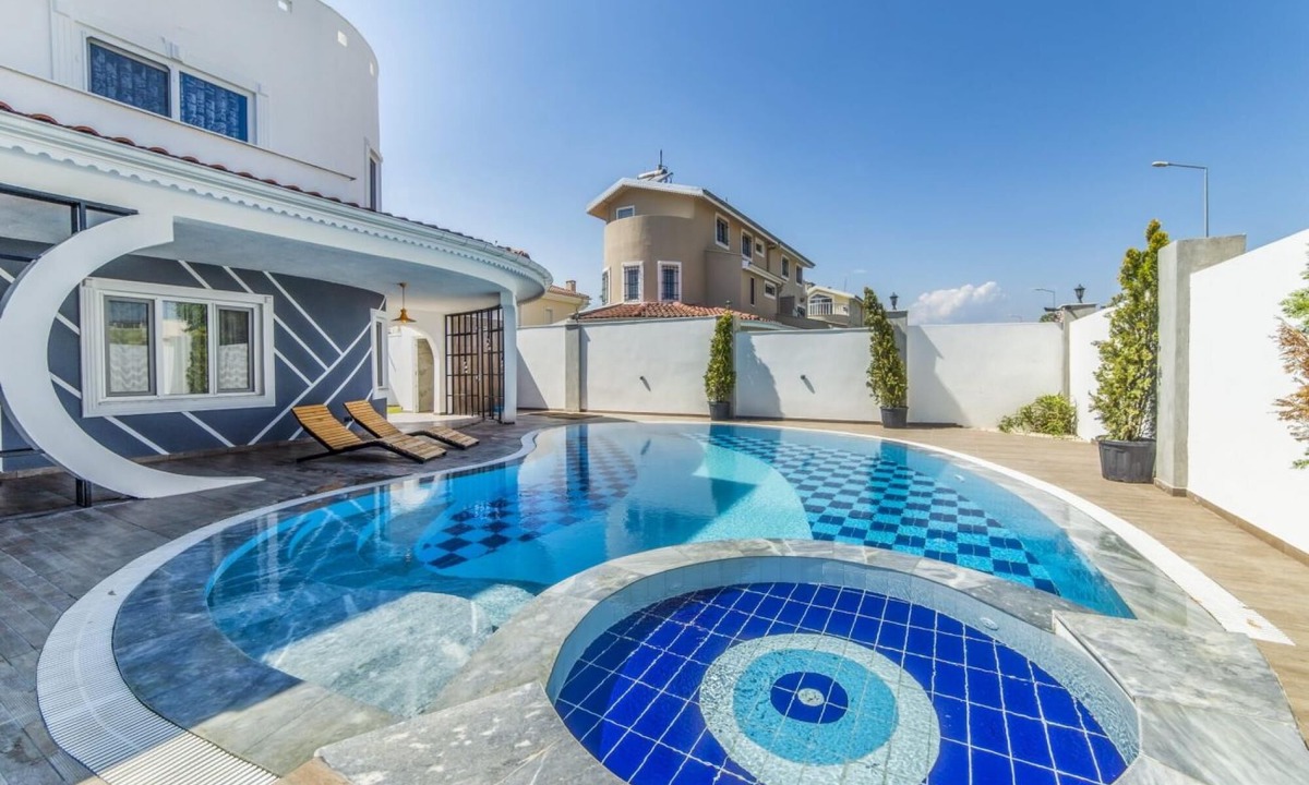 Kadriye Villa | Extraordinary Villa with Private Pool in Antalya