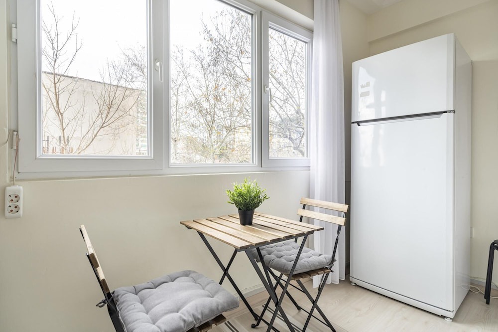 Bostanci Apartment | Missafir Modern Flat with Balcony on Bagdat Street