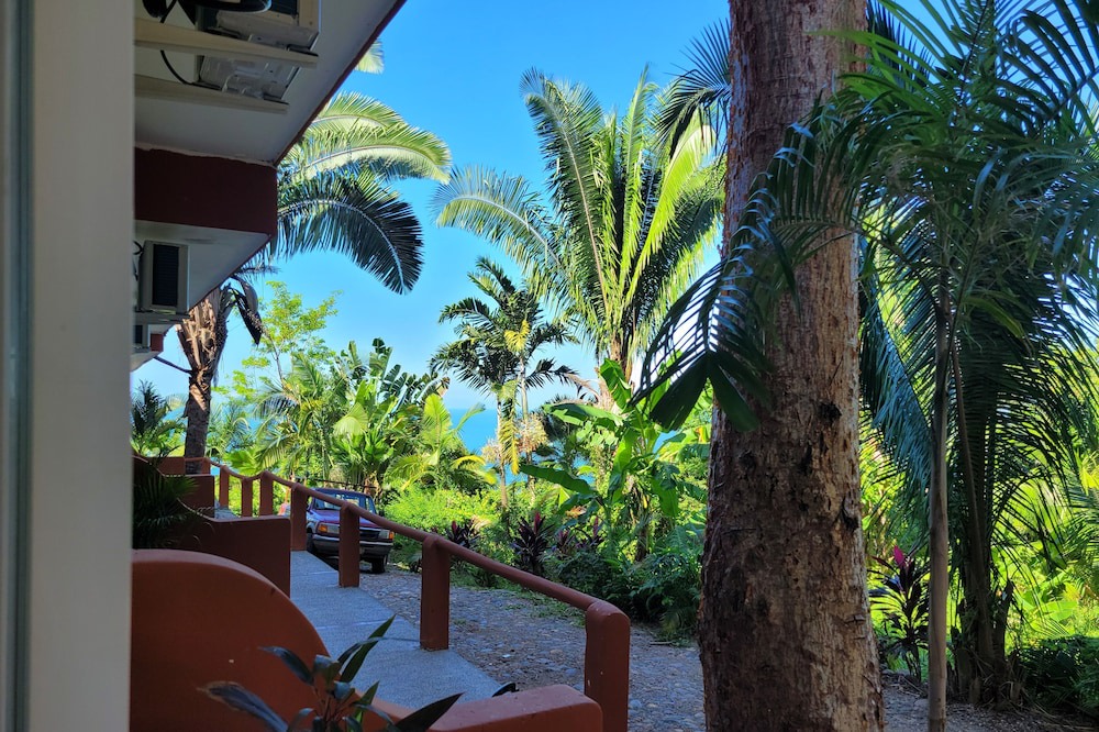 Bouvet Island Hotel | Tiny Condo PB3- 1 bedroom, incredible views & huge pool at Vista Encantada!!