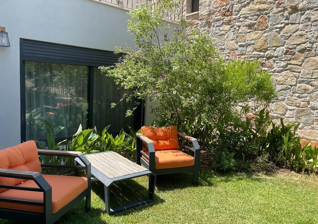Datca City Center Apartment | Studio in the hearth of Datca with a small garden and private entrance.
