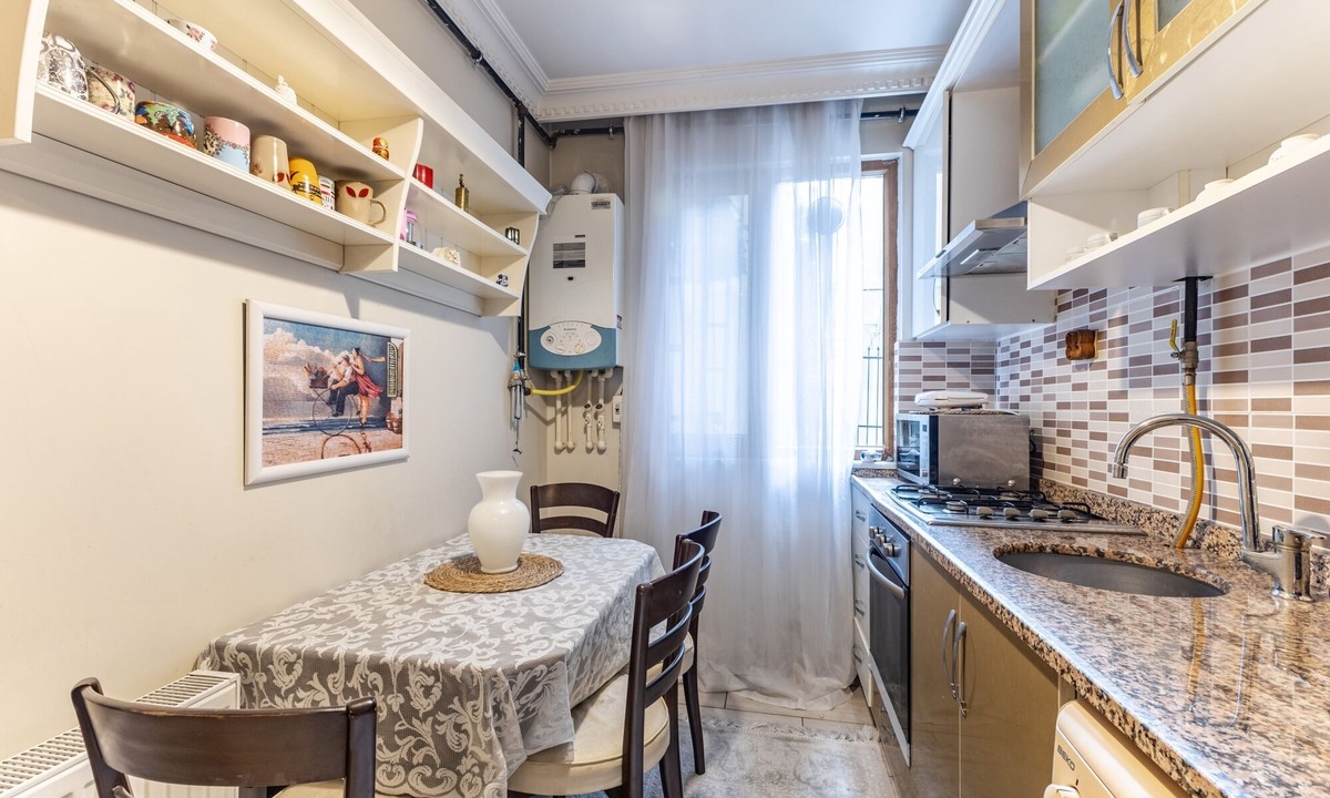 Esentepe Apartment | Cozy Retreat 2 min to Kanyon Mall