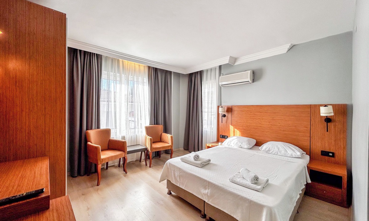 Ayvalik Hotel | A.EMRELİ OTEL