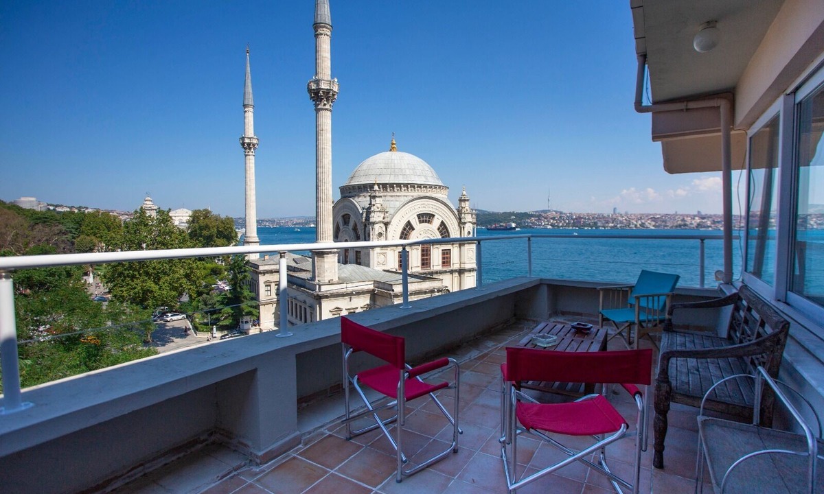 Kabatas Condo | Waterfront Penthouse Apt. with a Stunning View