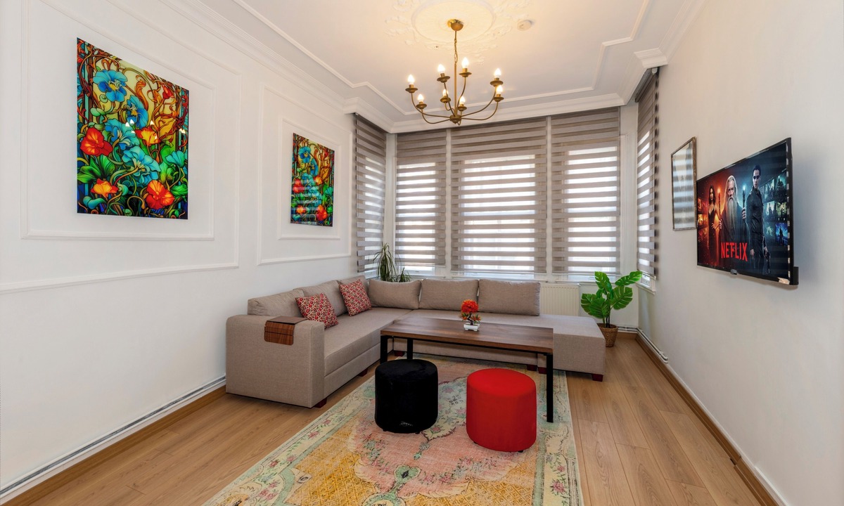 Taksim Apartment | The Heaven on Heritage Street 4-BD