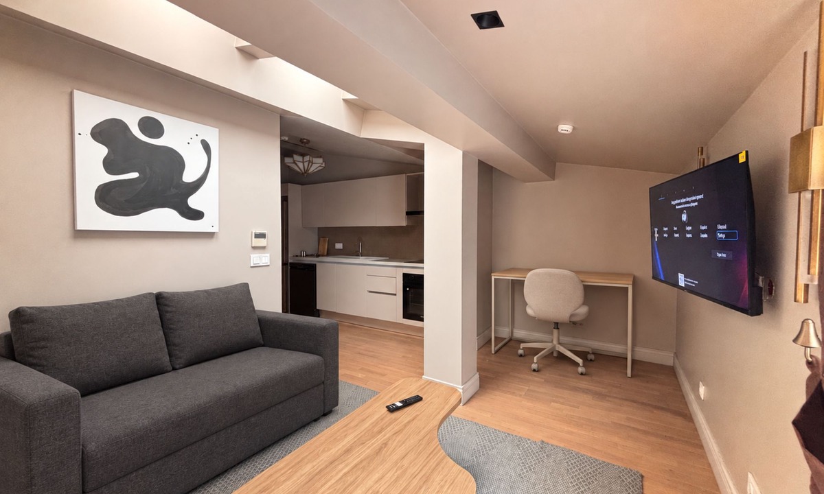 Karakoy Apartment | Top-floor terrace apartment near Galataport