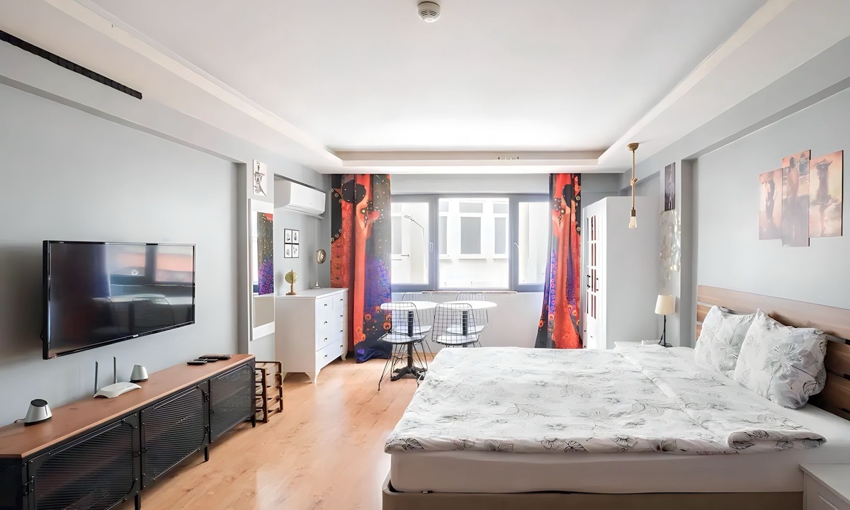 Bomonti Apartment | Cozy Central Flat w/Netflix & Elevator Near Metro 2 minute walking distance