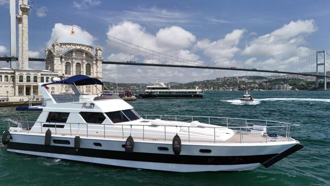 Besiktas Boat Rental | Barans